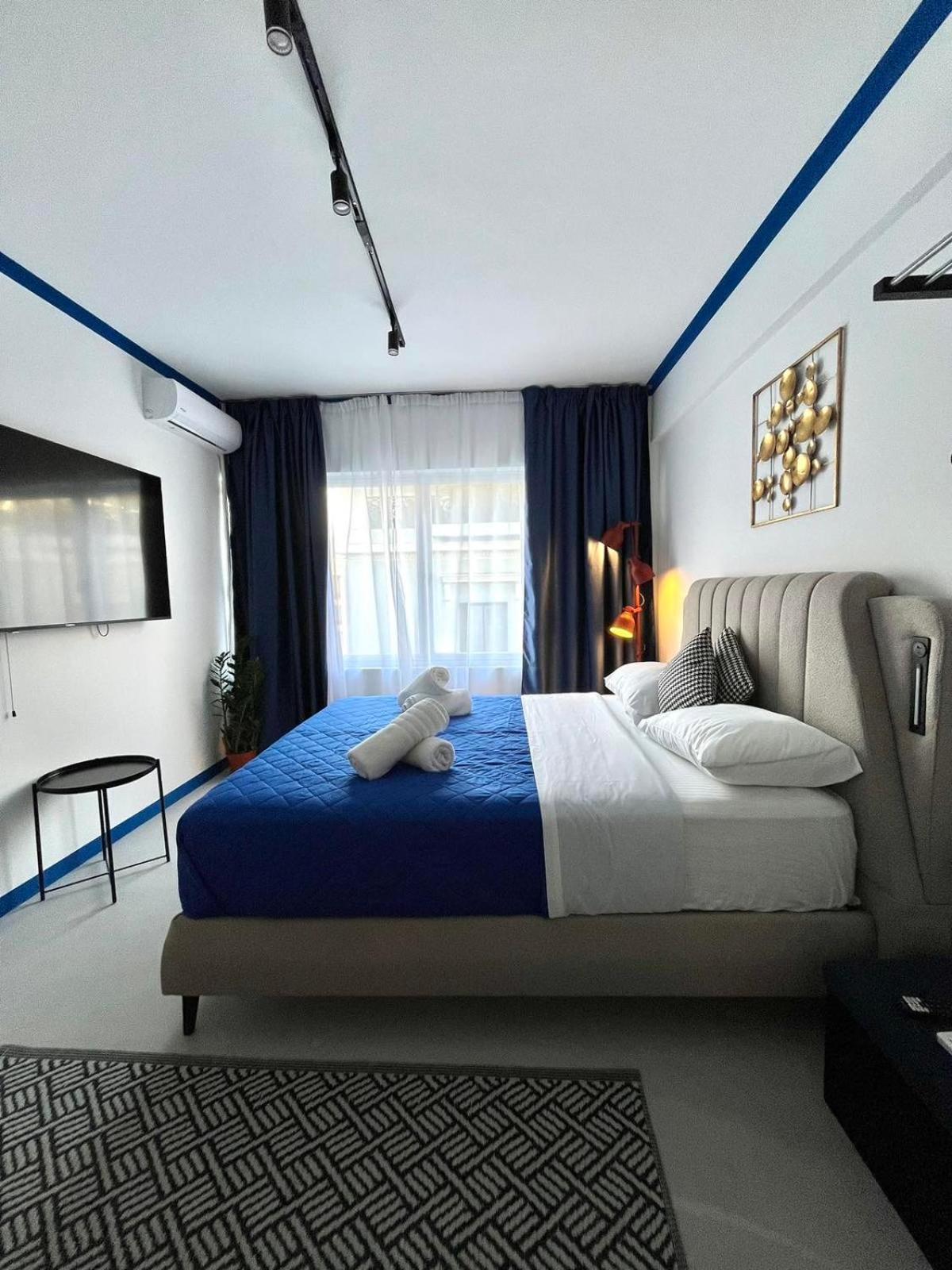 Voulis 45 Plaka Suite By Zeussuites Athen Eksteriør bilde