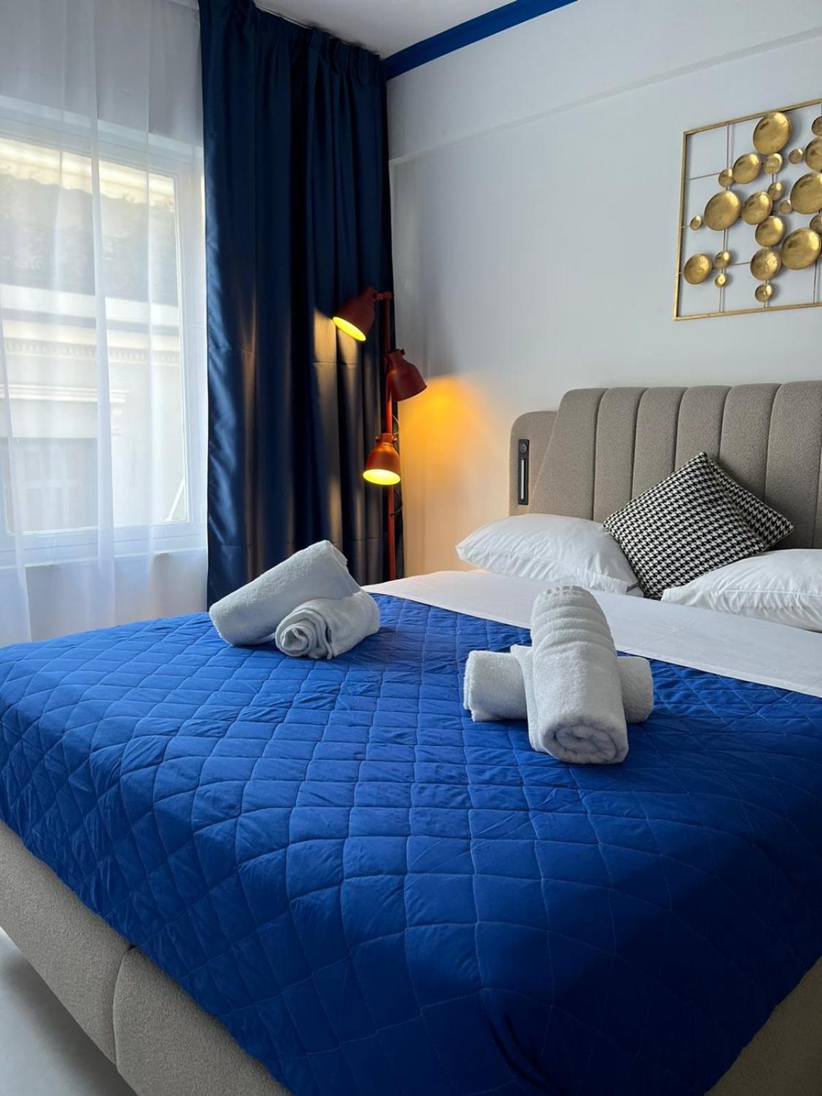 Voulis 45 Plaka Suite By Zeussuites Athen Eksteriør bilde